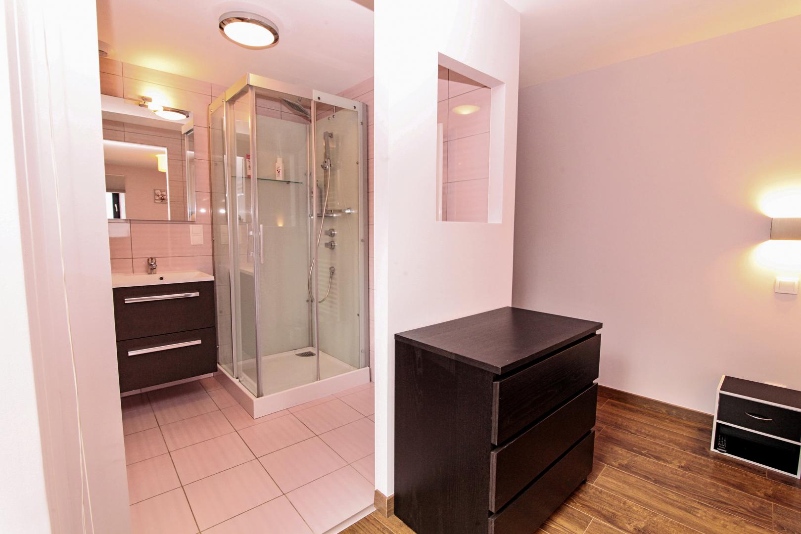 Chambre 3 douche